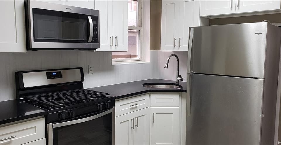 1st image of 19 North St #2
