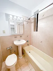 Rented by Urban Real Estate Inc