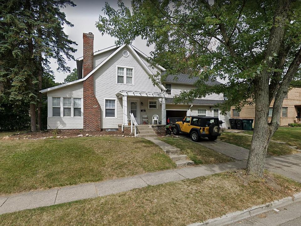 1st image of 303 Bailey St