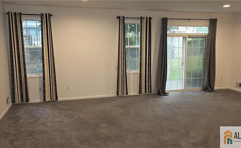72 George Russell Way — Photo 22
