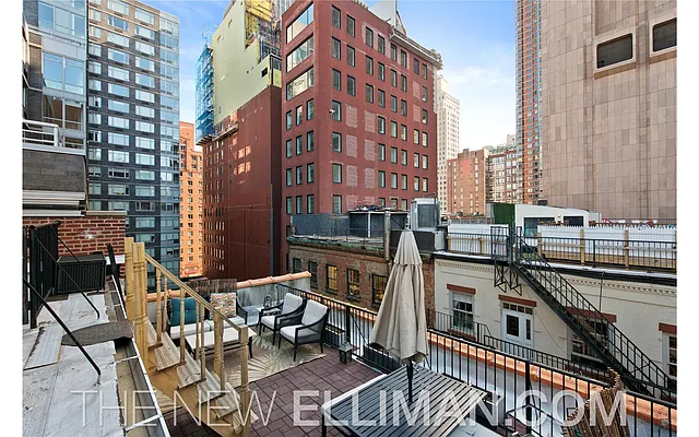 Sold by Douglas Elliman | media 7