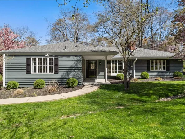 1450 Freeport Rd, Mars, PA 16046