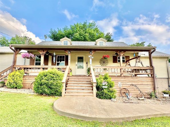 809 N K St, Quinton, OK 74561
