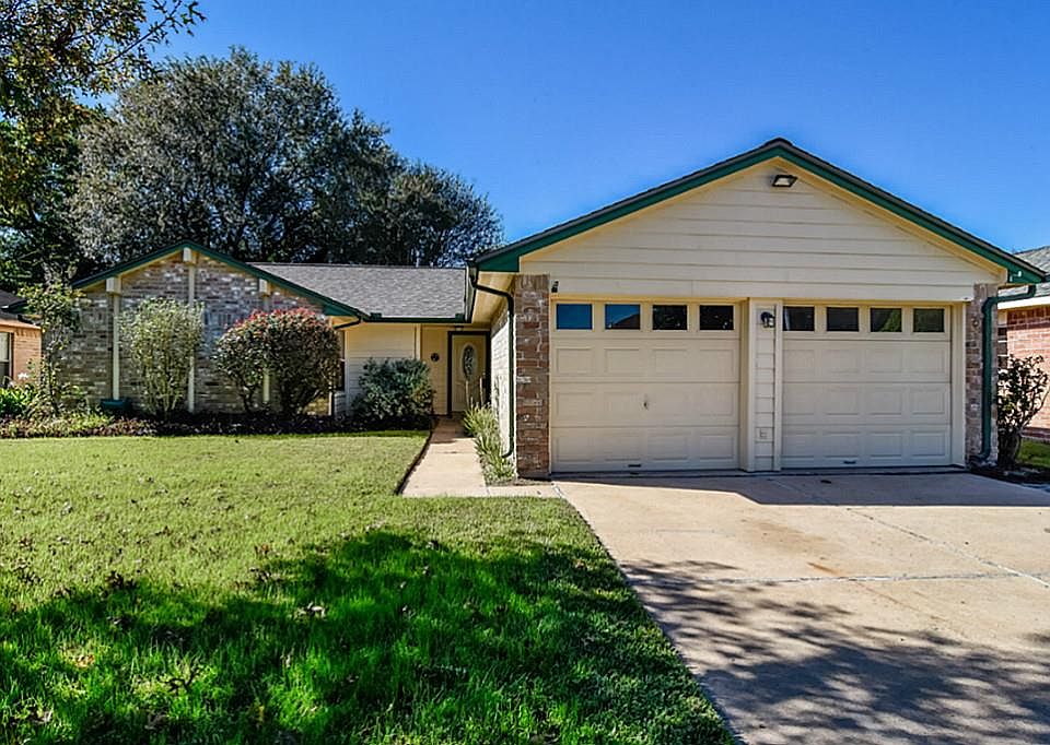 1st image of 2707 Hazy Creek Dr