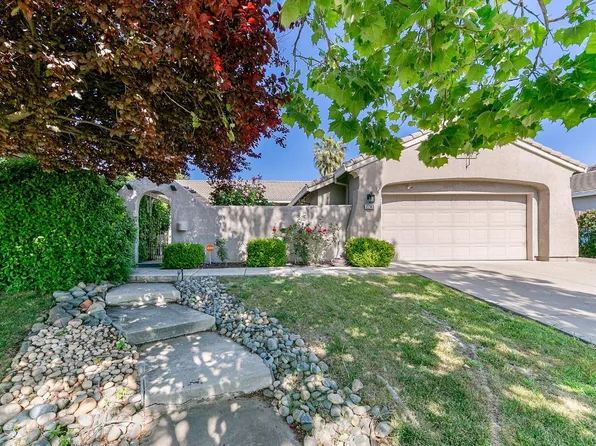 2243 Soldiers Ranch Way, Plumas Lake, CA 95961