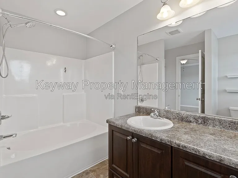 435 Brantley Cove Cir — Photo 11
