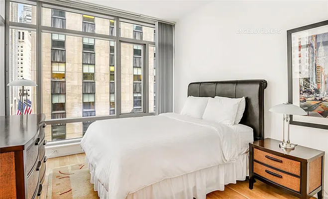 Rented by Engel & Völkers New York City | media 32