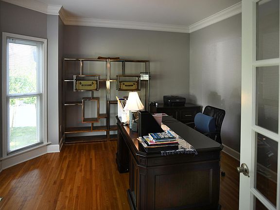 4th image of 6908 Mount Royal Blvd