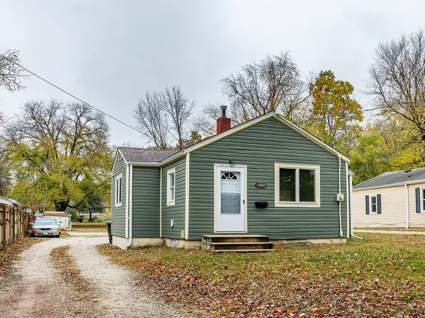 3004 E Washington Ave, Des Moines, IA 50317