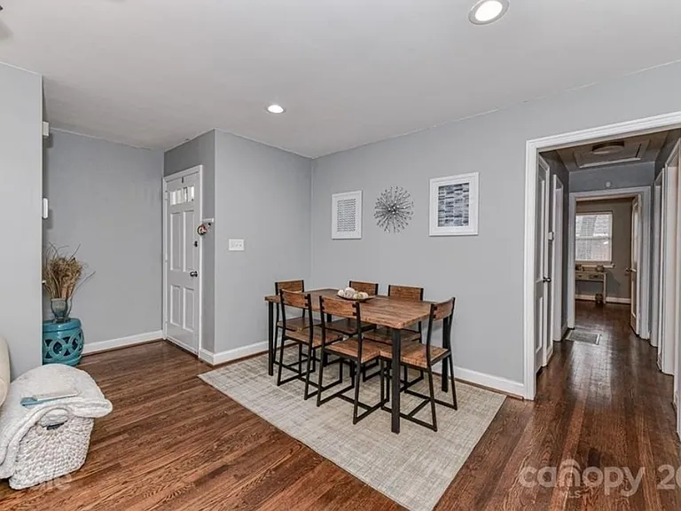 1632 Academy St — Photo 2