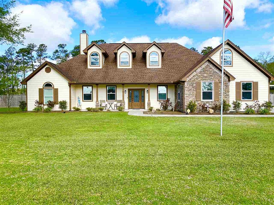 1st image of 8135 W Ashford Park