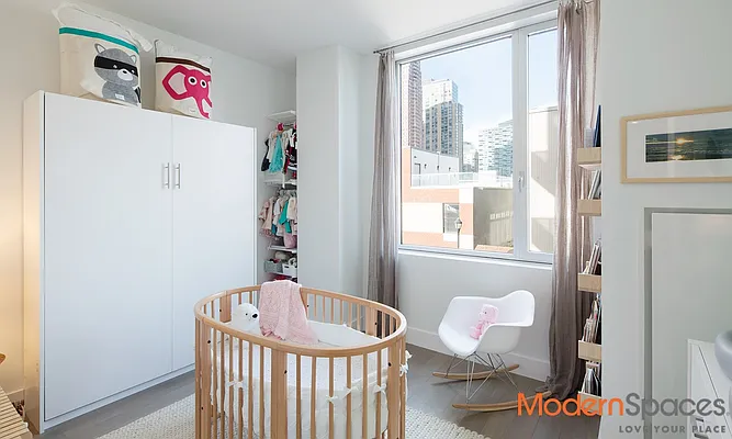 Sold by Modern Spaces | media 5