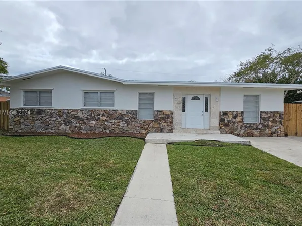 9530 Dana Rd, Cutler Bay, FL 33157