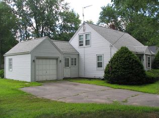 208 W Center St, West Bridgewater, MA 02379