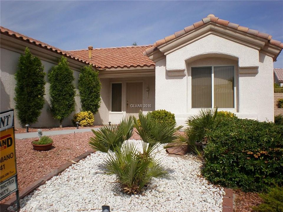 1st image of 2705 Hanging Rock Dr #0