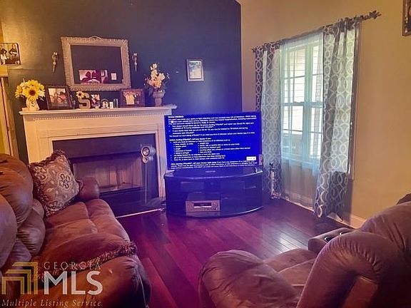 3rd image of 3774 Chesapeake Trace Ln