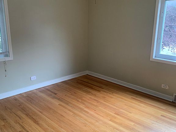 2nd image of 5305 N Washtenaw Ave #1