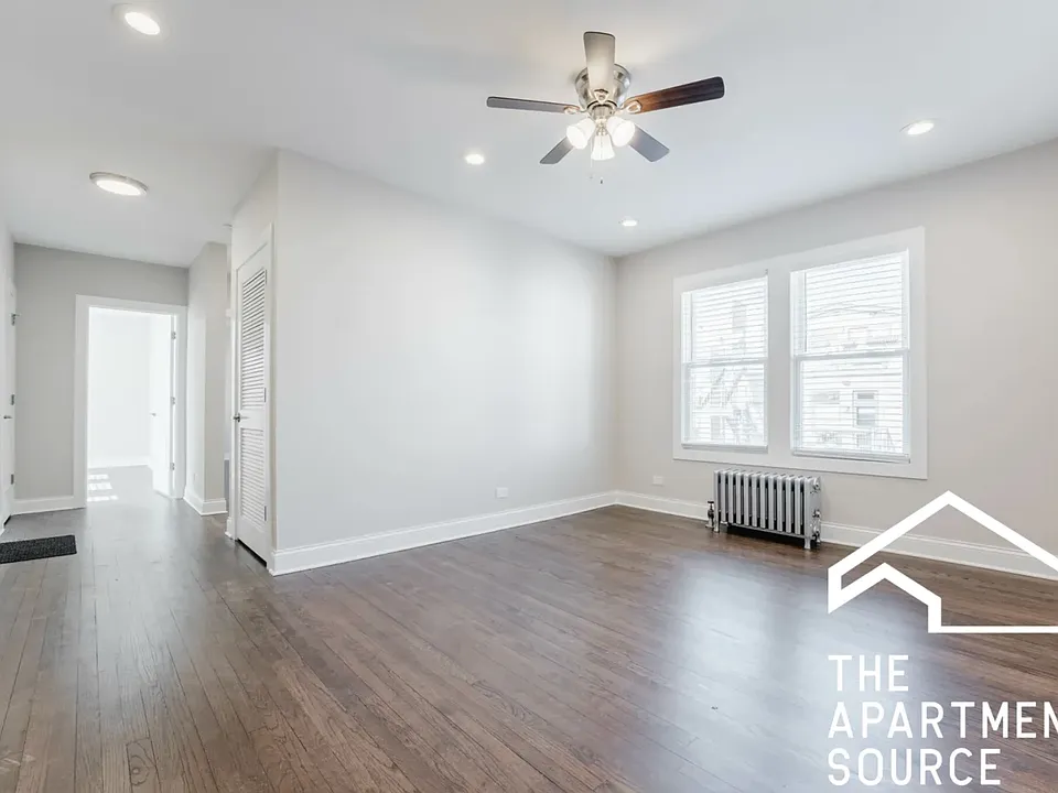 1424 W Farragut Ave #3