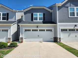 112 Outback Dr, Greer, SC 29650