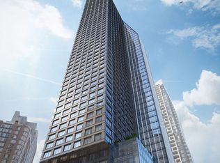 8 Wellesley St W #4316, Toronto, ON M4Y 0J5