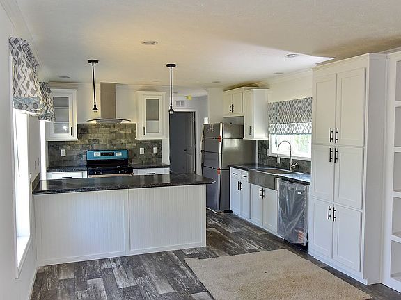 Living Room & Kitchen