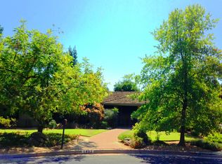 1463 W Escalon Ave, Fresno, CA