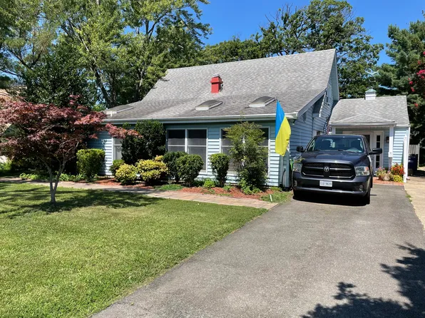 4804 Upland Dr, Alexandria, VA 22310