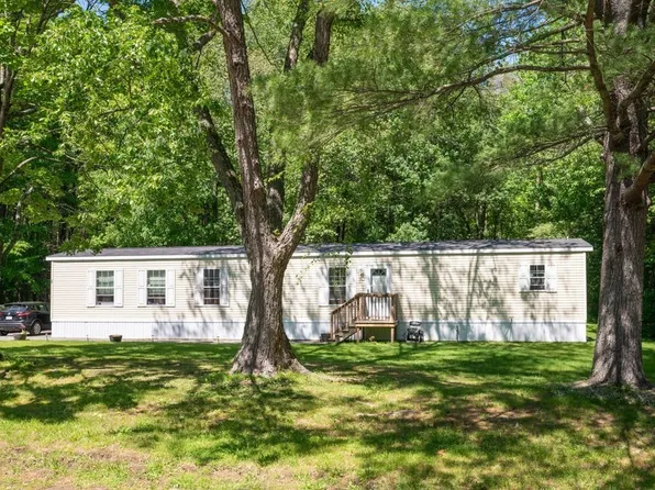 29 Kendell Ln, Salisbury, MA 01952