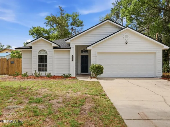 809 Bay St, Green Cove Springs, FL 32043