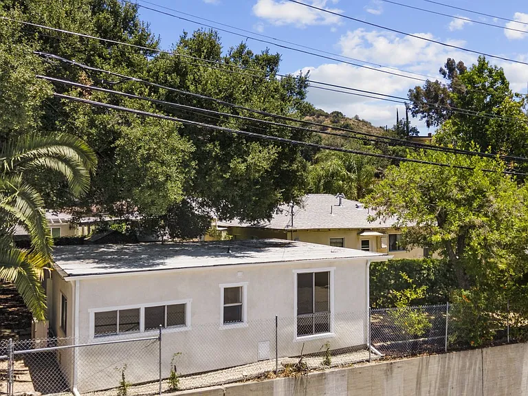 1757 June Ln — Photo 6