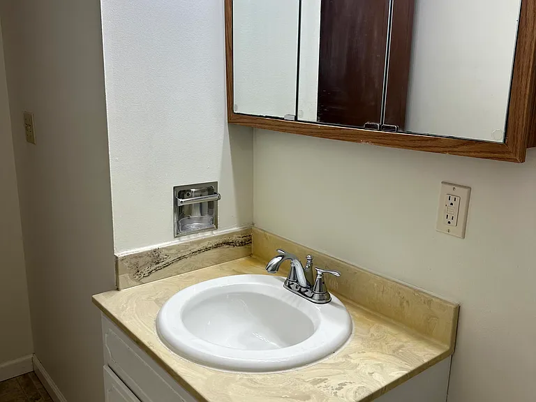 14 Florentine Ct — Photo 17
