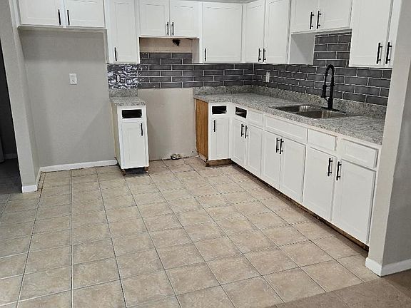 5th image of 8005 N 12th St APT A
