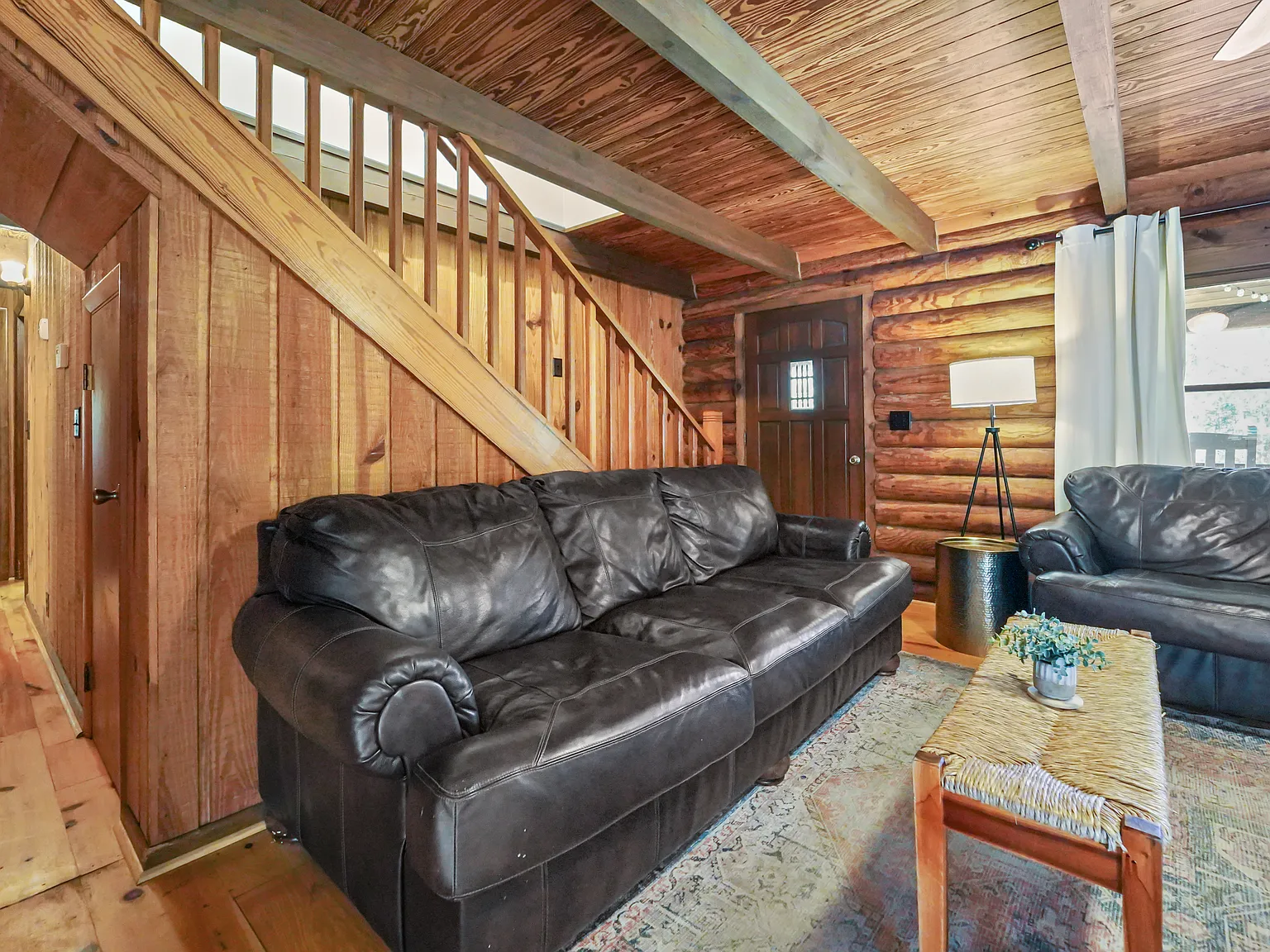 4 bed, 1722 sqft, $6,000 — Photo 4