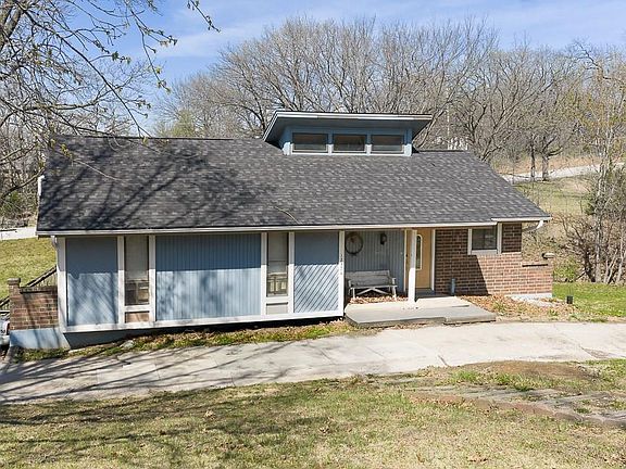 2nd image of 12374 Pinehurst Dr