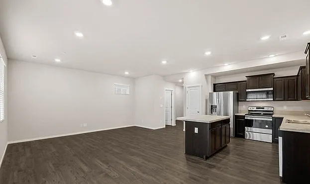 18725 Emmons Ct E — Photo 19