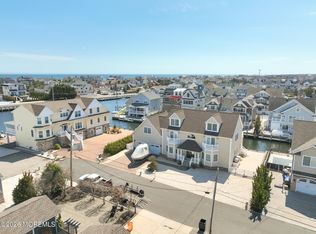 305 Sloop Lane, Mantoloking, NJ 08738