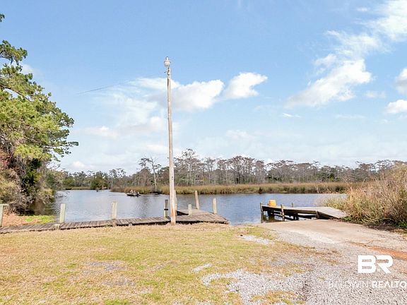 3rd image of 11528 Mockingbird Ln