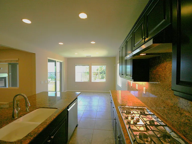 19122 Graham Ln — Photo 16