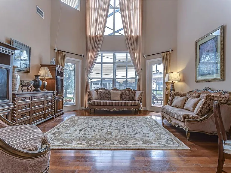 10602 Cayman Isle Ct — Photo 42