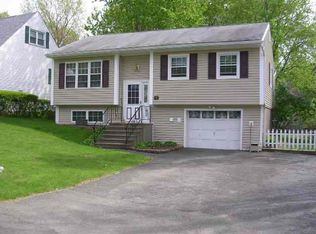 13 James Ln, Troy, NY 12182