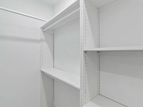 211 New York Avenue image 18 of 37