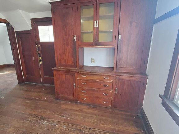 3rd image of 3216 N Achilles St #3216A