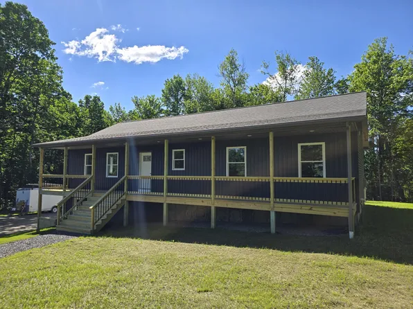 5 Holly Lane, Cornville, ME 04976