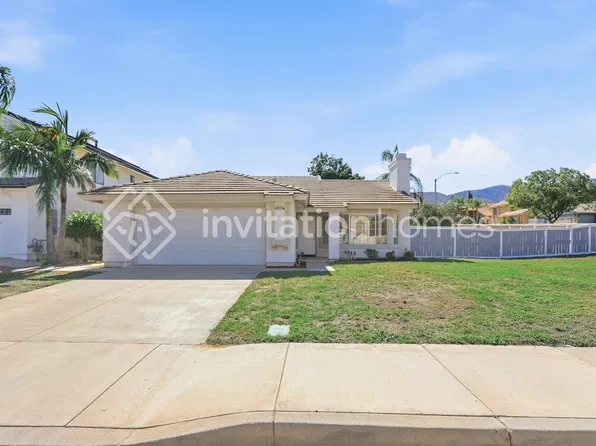 13467 Abbeywood Dr, Corona, CA 92883