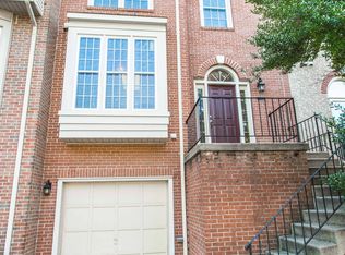 3835 Inverness Rd, Fairfax, VA 22033