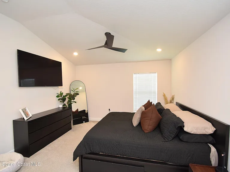2585 Roygaris St NW — Photo 17