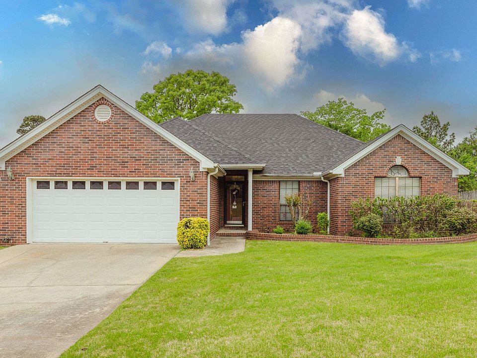1st image of 7 Patton Dr