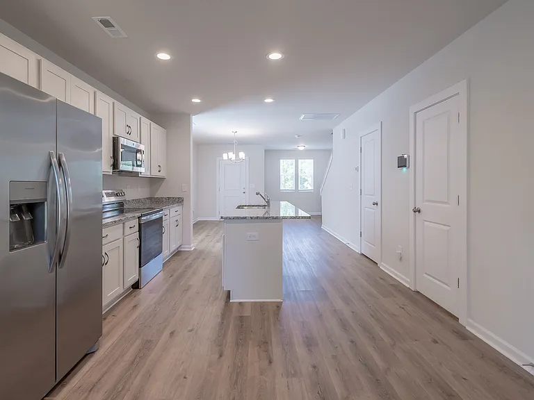 223 Hoskins Avenue Dr #1 — Photo 14