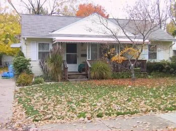 13726 Leroy Ave, Cleveland, OH 44135