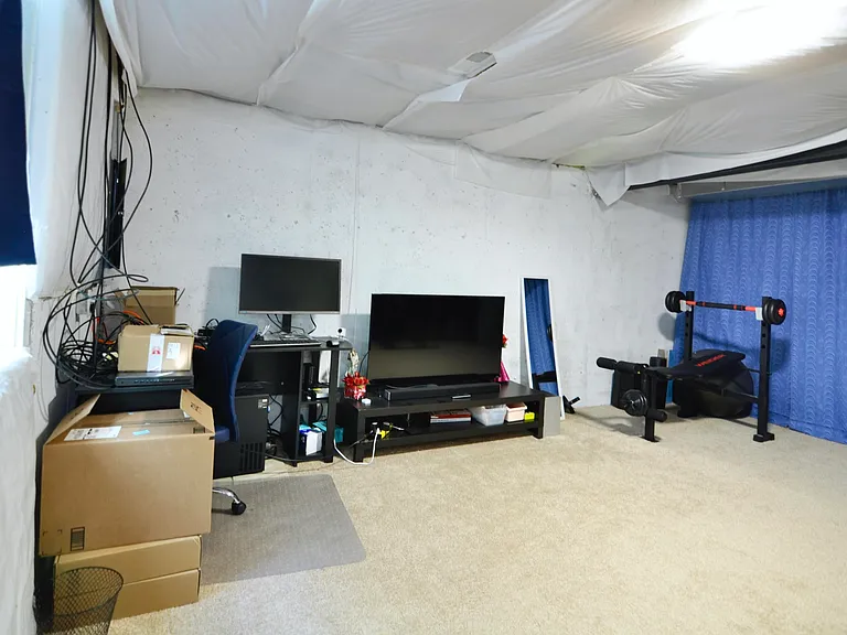4481 Bridgeview Ln — Photo 49